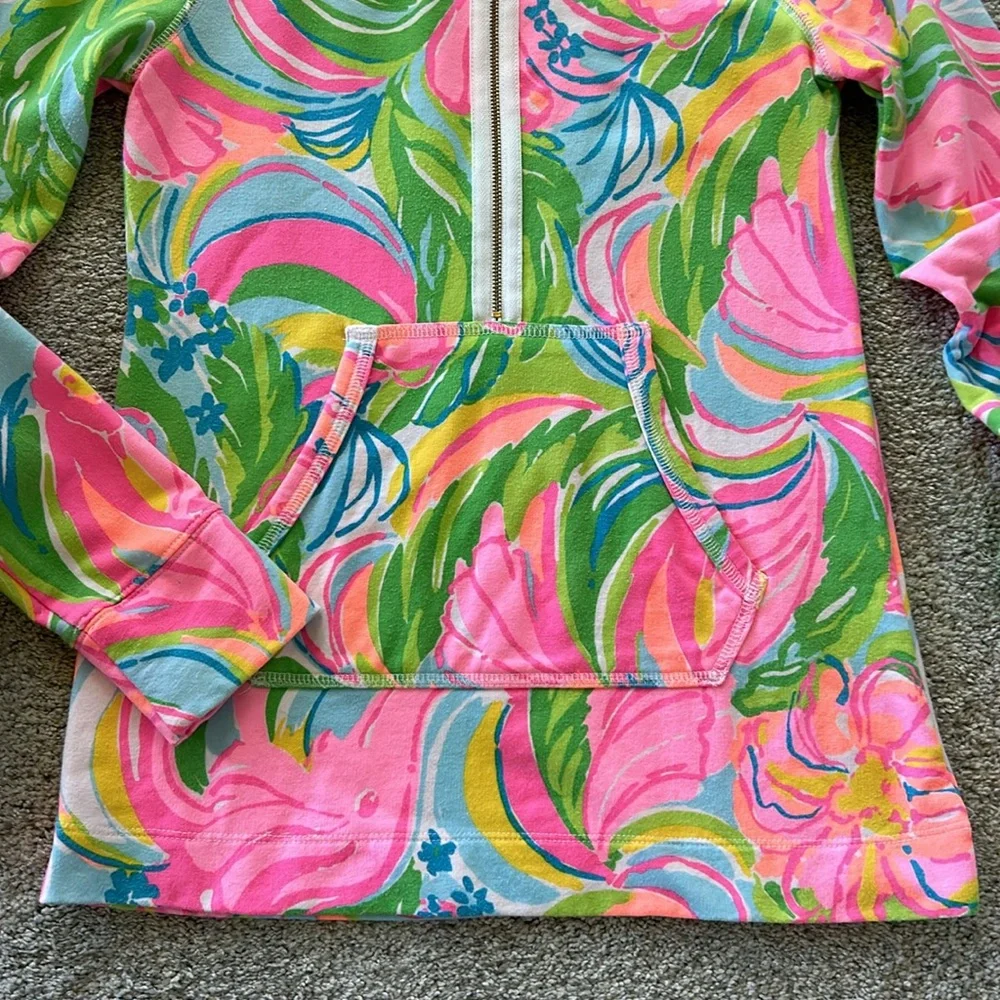 Lilly Pulitzer UPF 50+ Skipper Popover - Picture 6 of 7